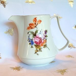 VINTAGE PORCELAIN TEAPOT